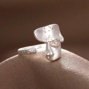 Silver Face Adjustable Ring M678